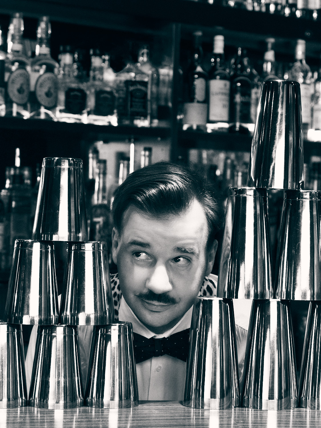 Portrait of Herr Helmut at Ernst Fuchs Bar Graz, photography by Sandra Schwaiger