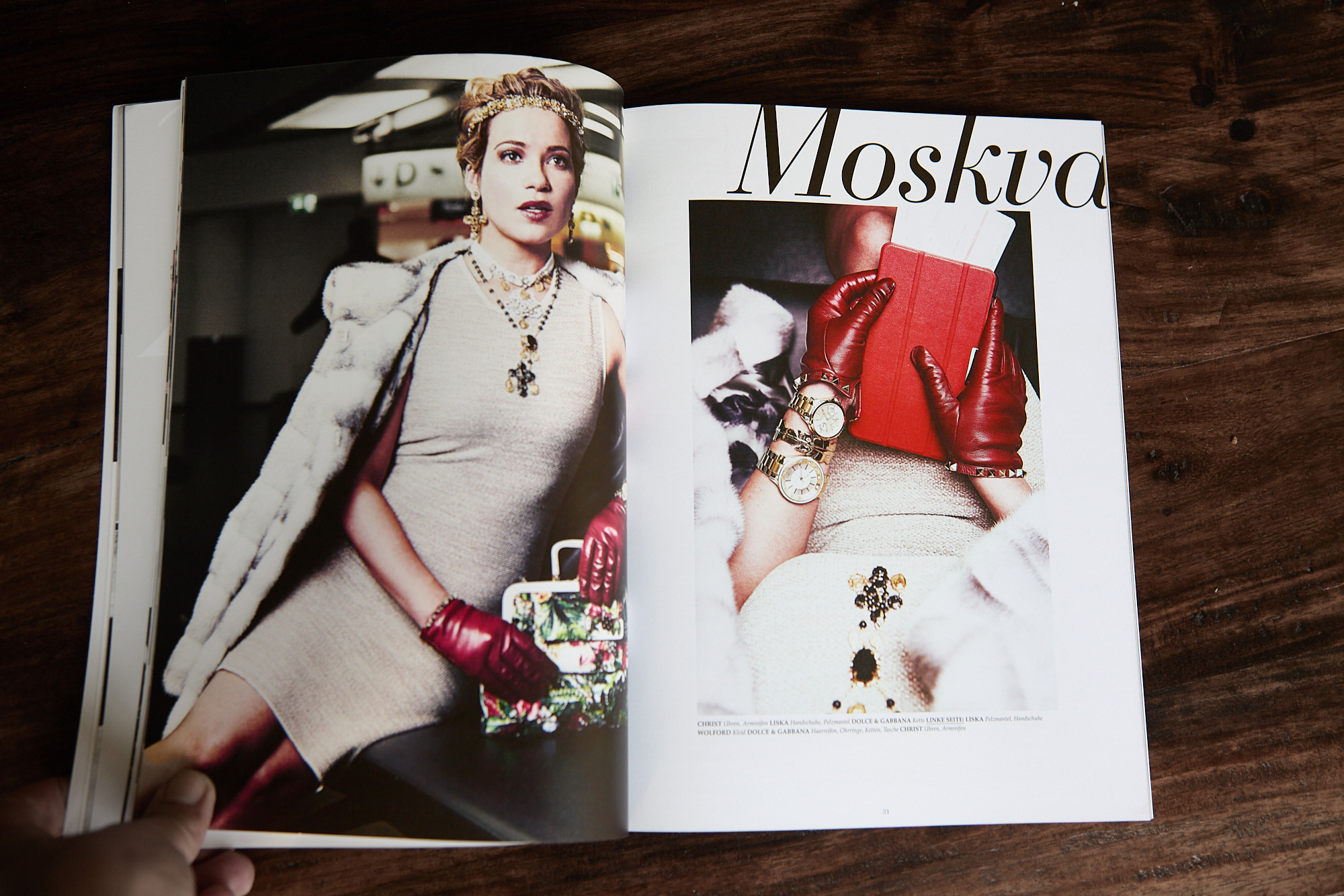faible-creative-vienna-awards-2014-editorial-spread-moskva
