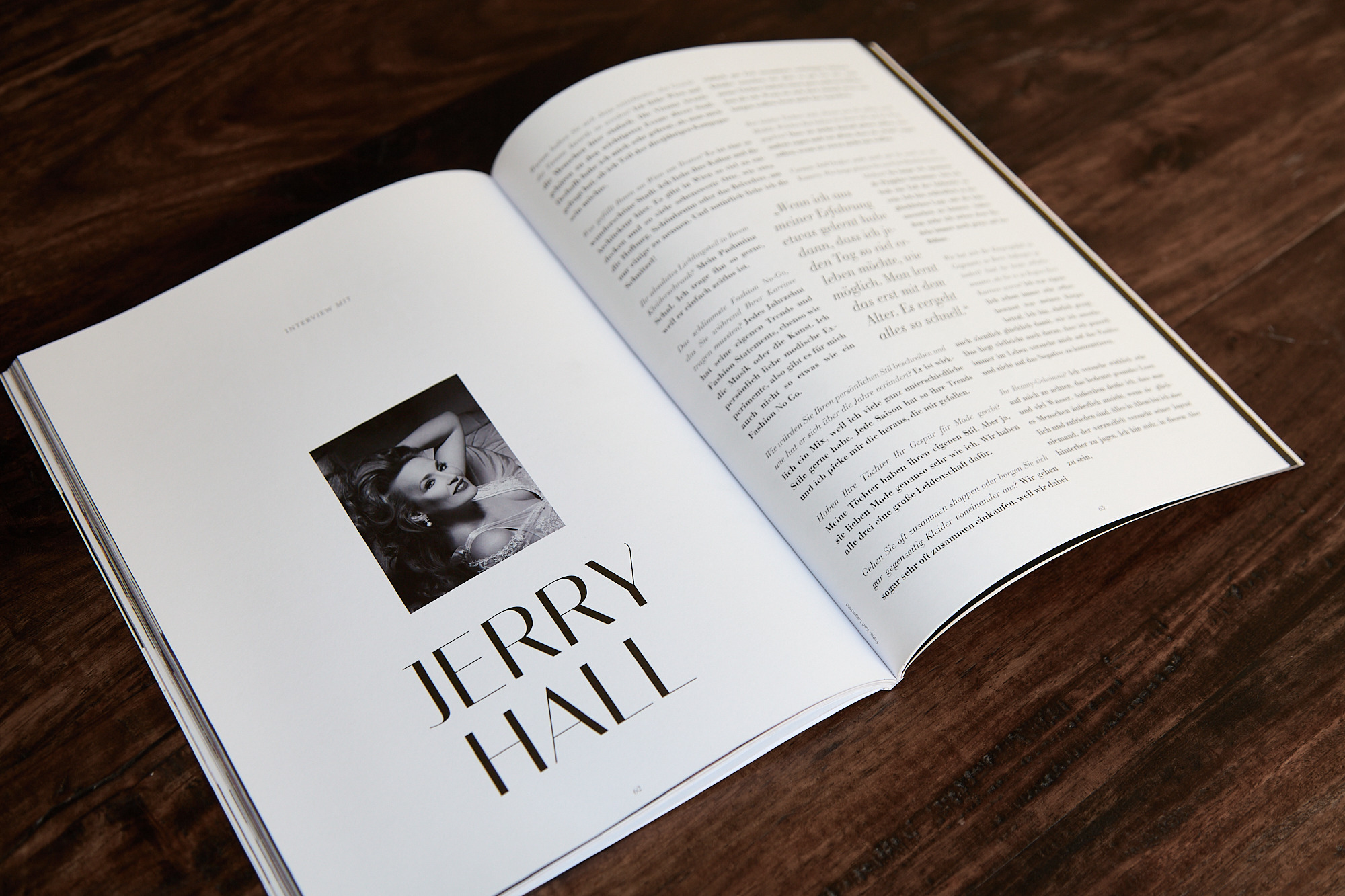 faible-creative-vienna-awards-2014-interview-spread-jerry-hall
